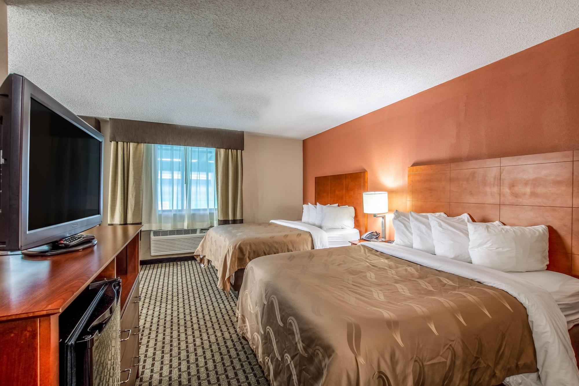 Country Inn & Suites By Radisson, Muskegon, Mi מראה חיצוני תמונה