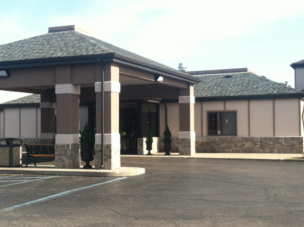 Country Inn & Suites By Radisson, Muskegon, Mi מראה חיצוני תמונה