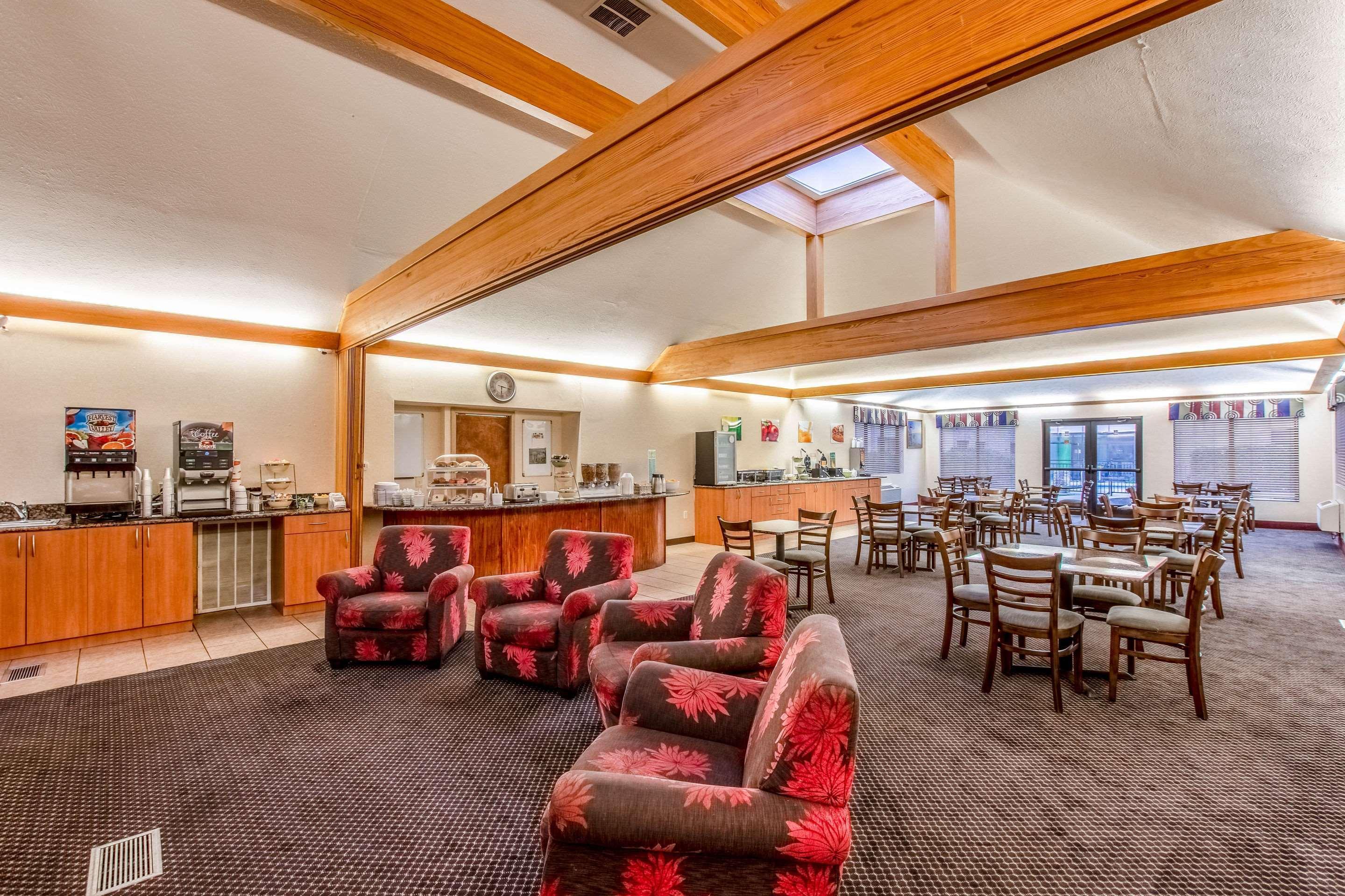 Country Inn & Suites By Radisson, Muskegon, Mi מראה חיצוני תמונה