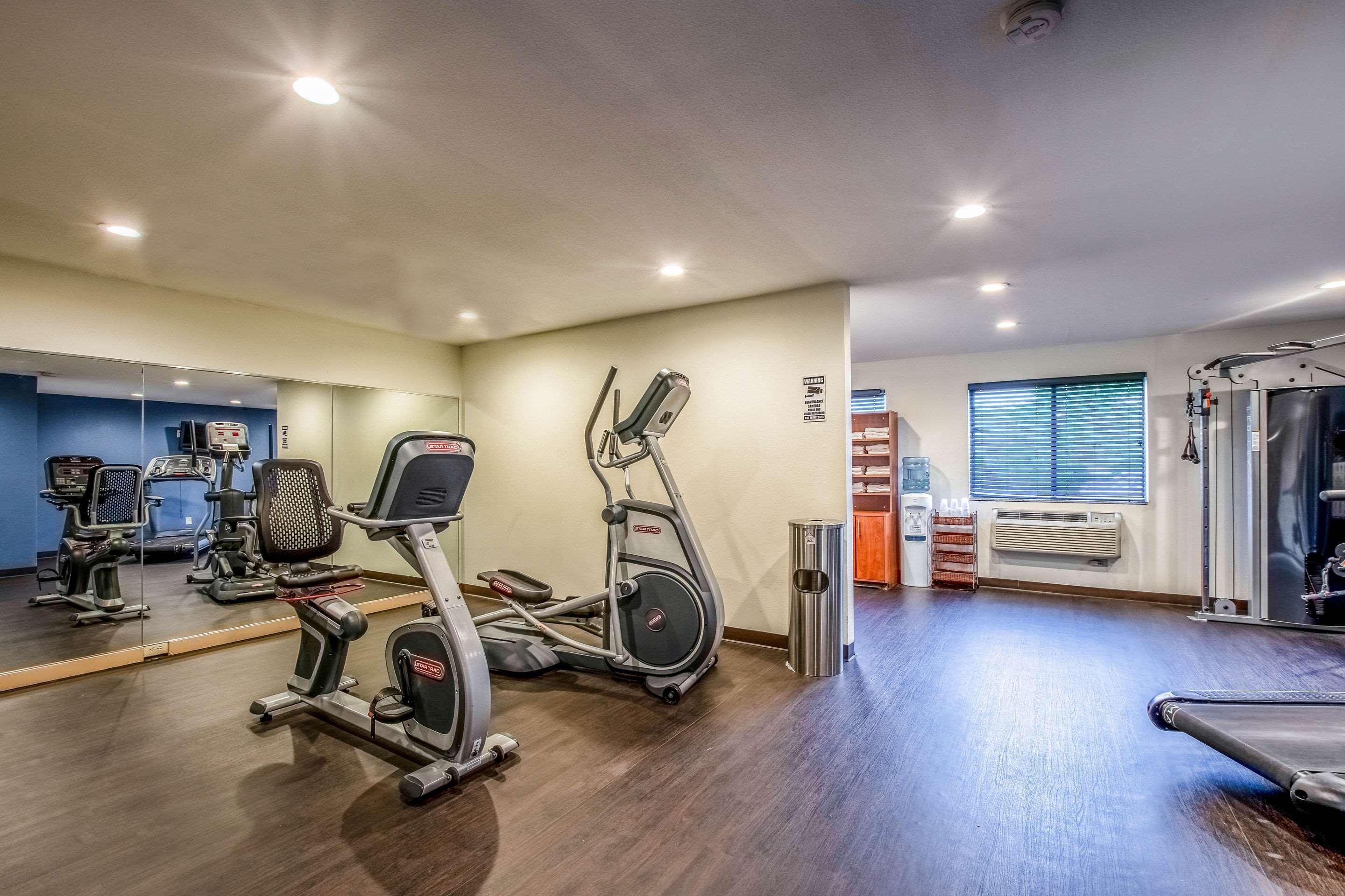 Country Inn & Suites By Radisson, Muskegon, Mi מראה חיצוני תמונה