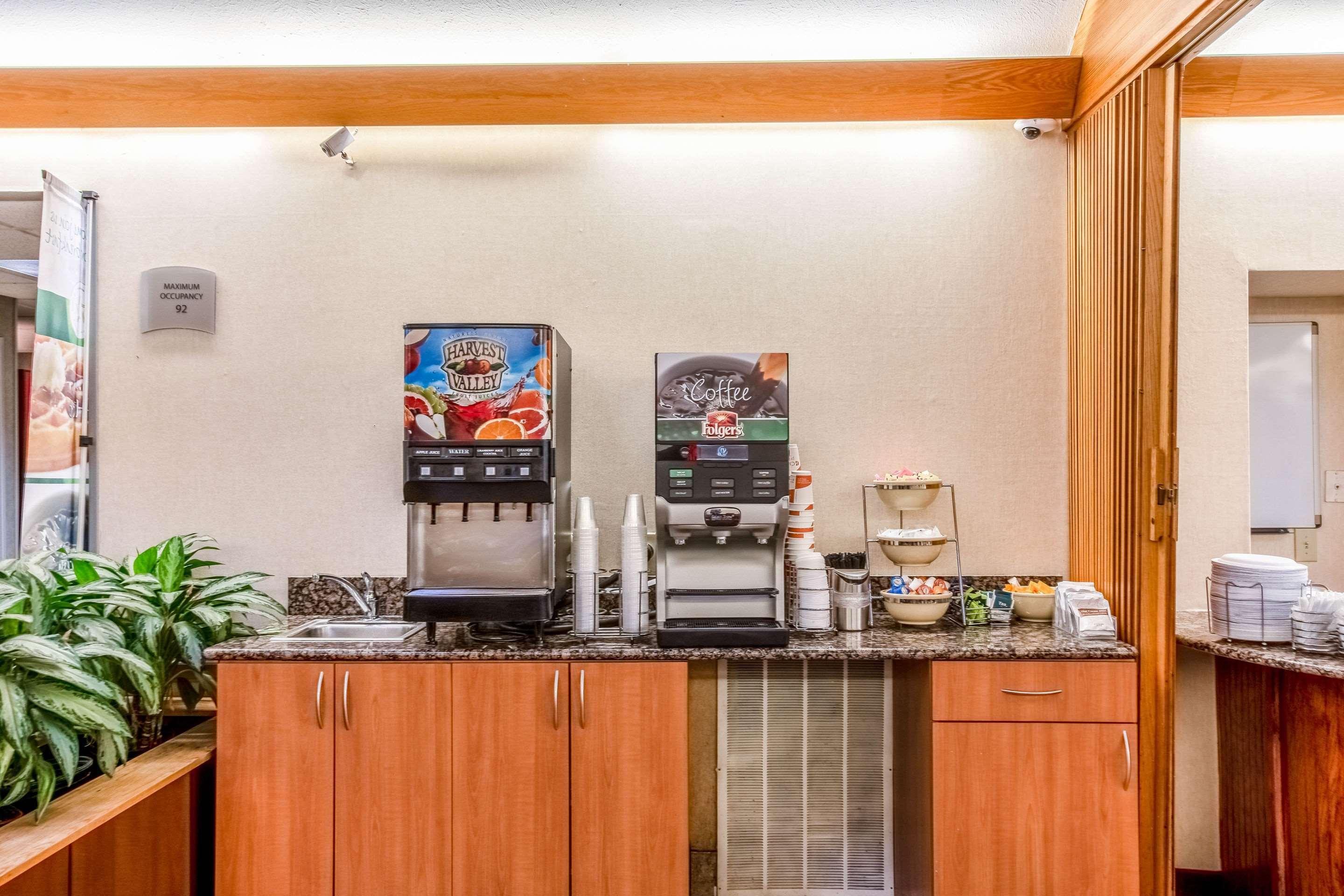 Country Inn & Suites By Radisson, Muskegon, Mi מראה חיצוני תמונה