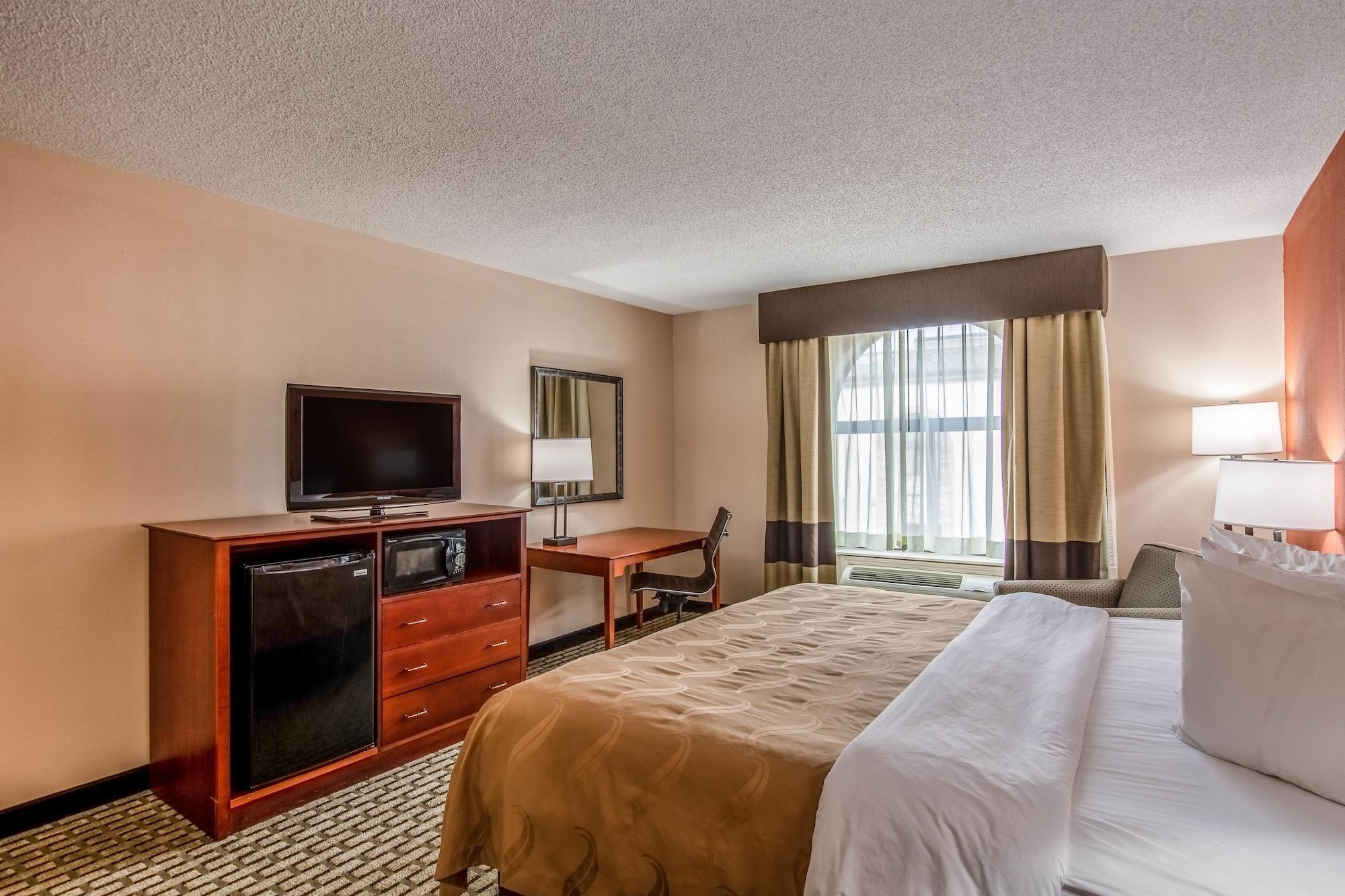 Country Inn & Suites By Radisson, Muskegon, Mi מראה חיצוני תמונה